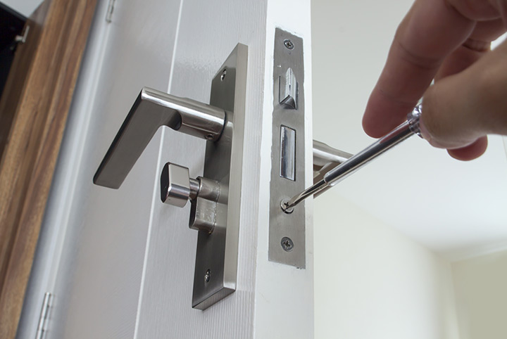 Our local locksmiths are able to repair and install door locks for properties in Wandsworth Town and the local area.
